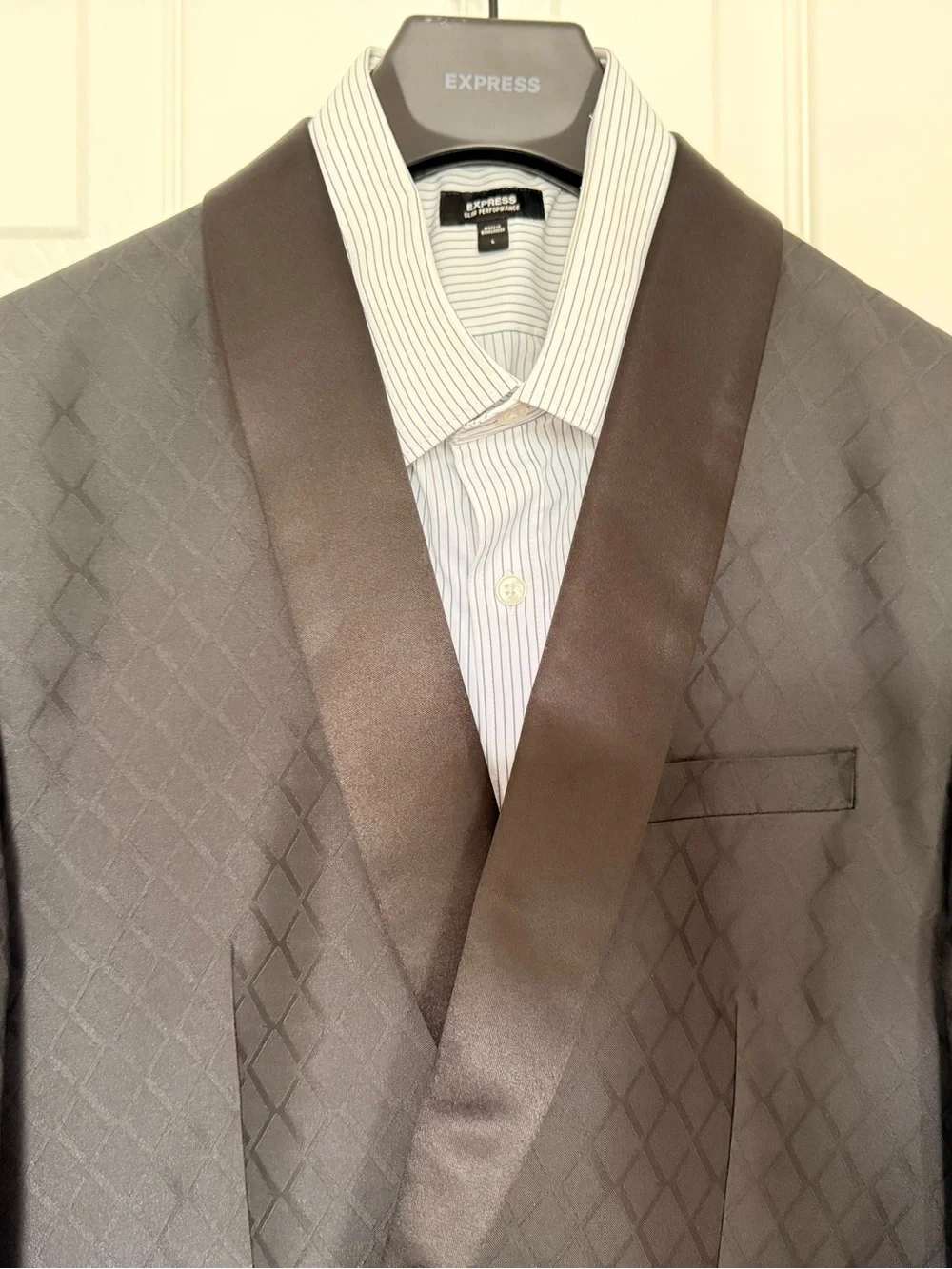 Express Men's Black Diamond-Pattern Satin Shawl Lapel Blazer